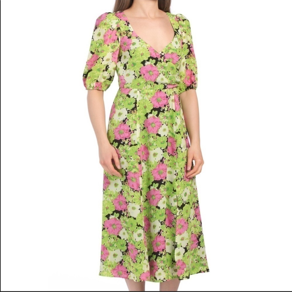 NWT WAYF SURPLICE NECK GREEN FLORAL MIDI DRESS L - Picture 1 of 8